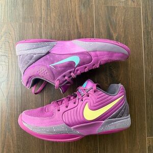 Nike Men's Purple and Yellow Athletic Shoes